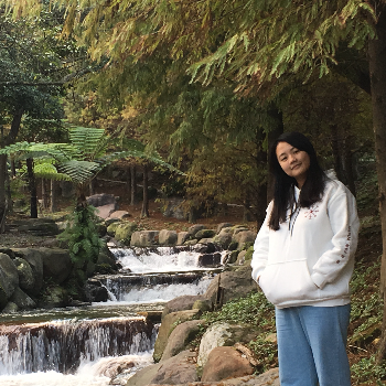 莊婷雅