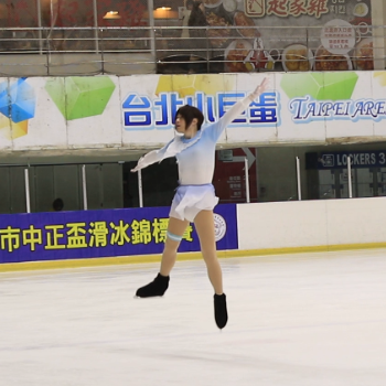 周至均