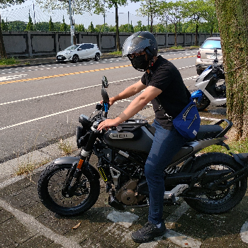 張添淳
